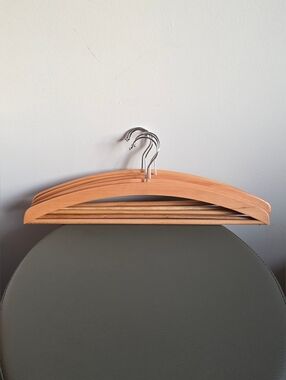 Vintage Wooden Clothes Hangers Set of 5 Natural Wood Suit Hangers Closet